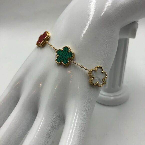 18K Gold Plated Women's Flower Bracelet Hypoallergenic Waterproof Non Tarnish - Picture 5 of 12